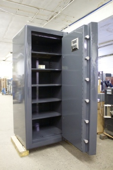 Used John Tann Jewelers 6325 TRTL30X6 Equivalent High Security Safe